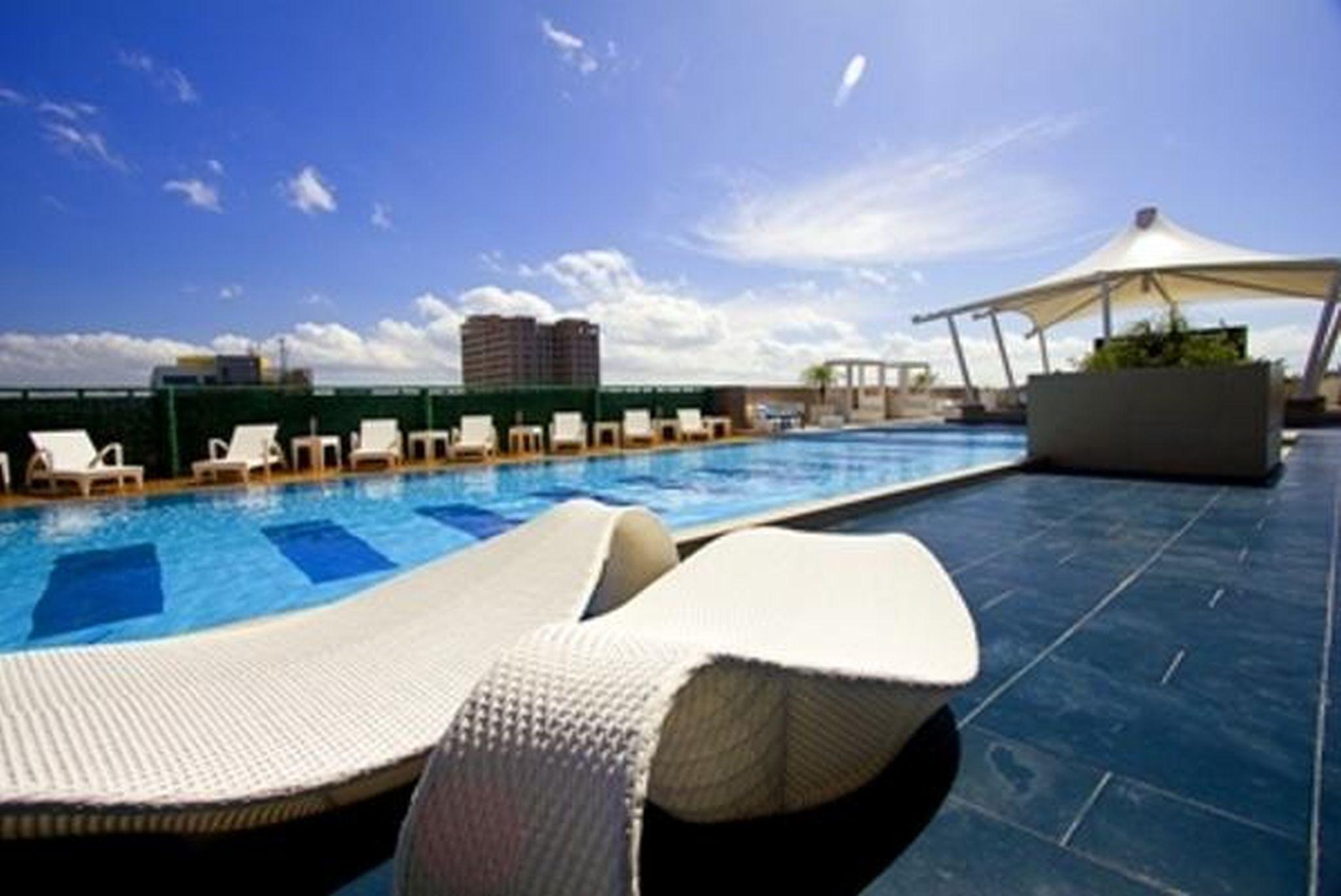 The Bellevue Manila Hotel Muntinlupa City Exterior foto