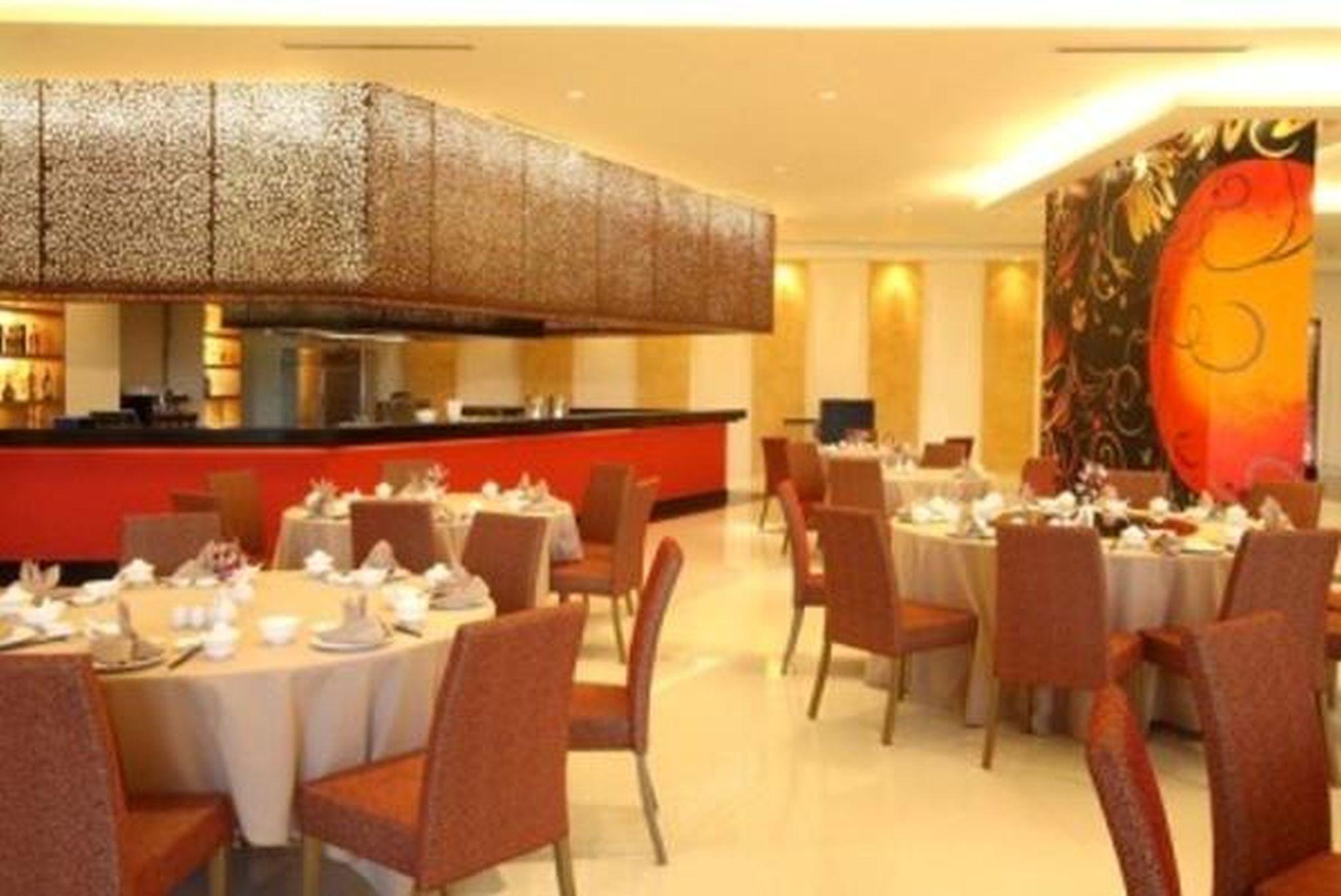 The Bellevue Manila Hotel Muntinlupa City Exterior foto