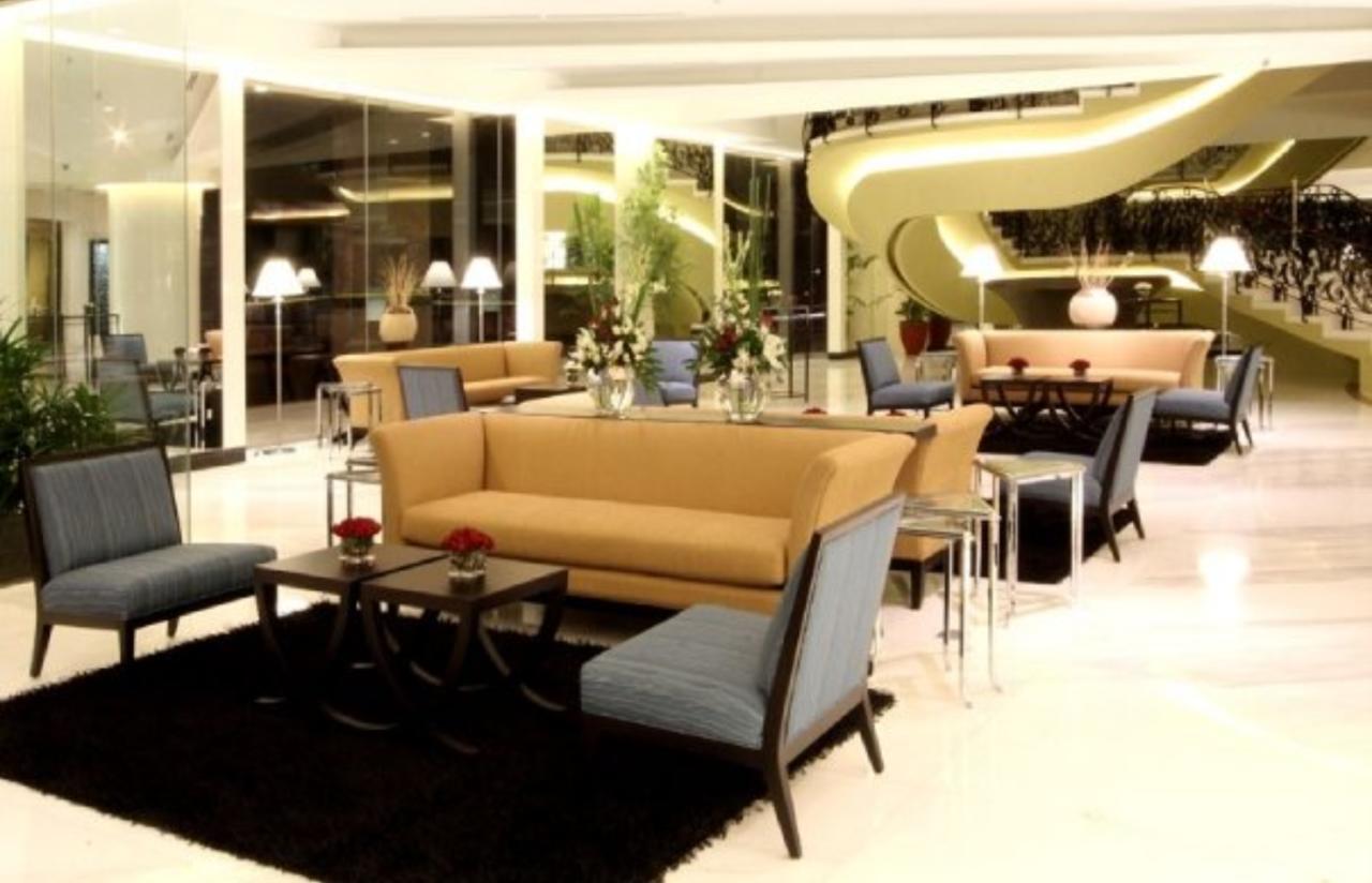The Bellevue Manila Hotel Muntinlupa City Exterior foto