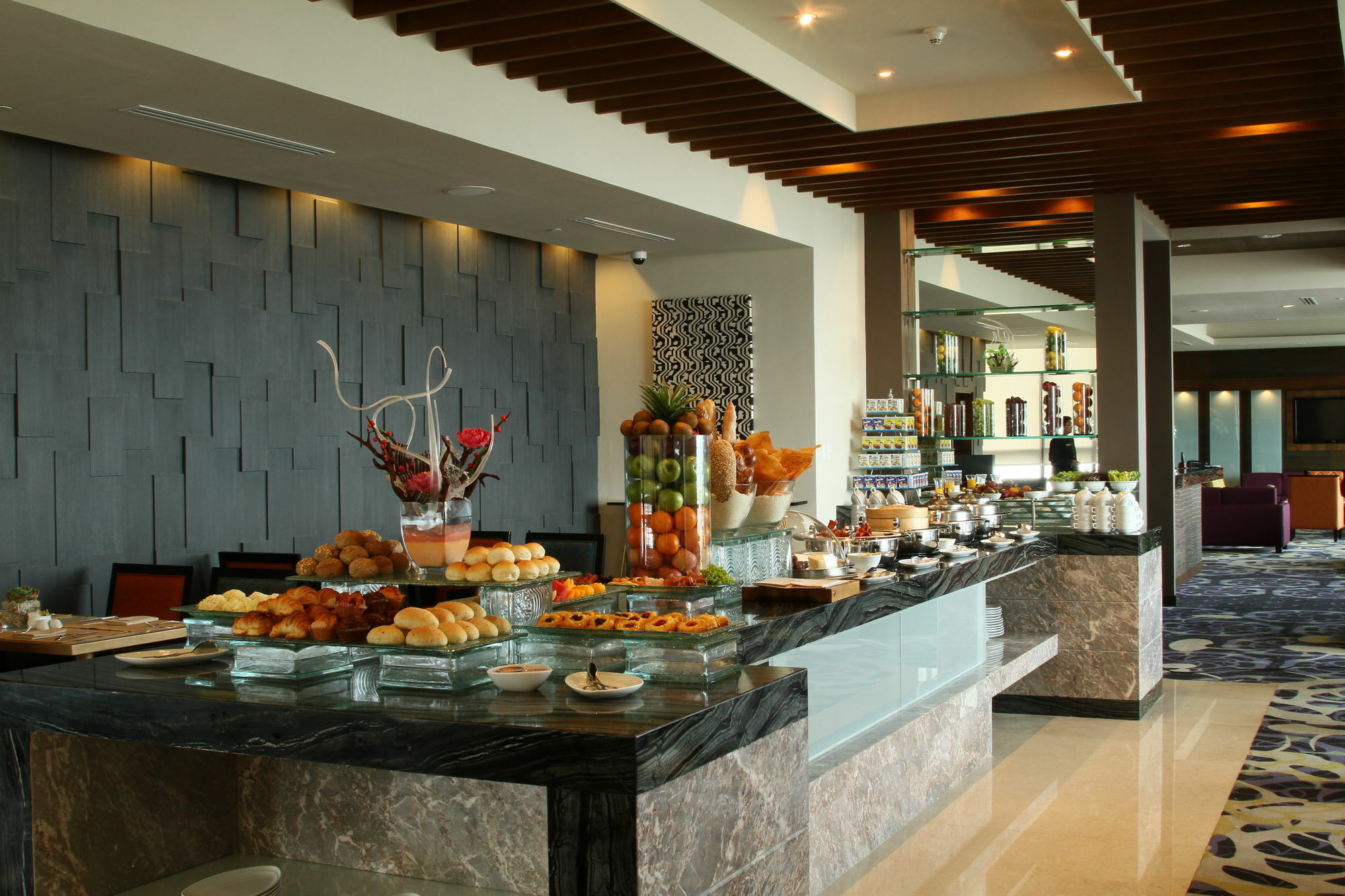 The Bellevue Manila Hotel Muntinlupa City Exterior foto